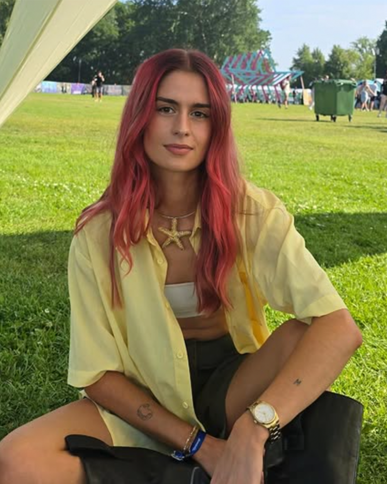 mathilde_olsen_influencer_tiktok_instagram